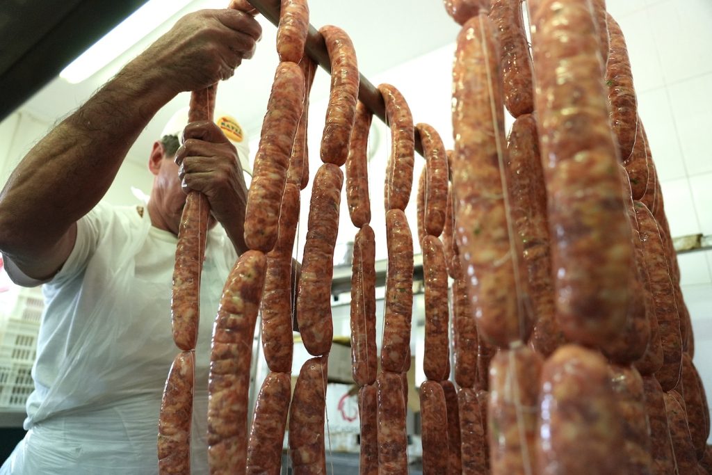 chorizo santarrosano en españa fabrica bocados rayza